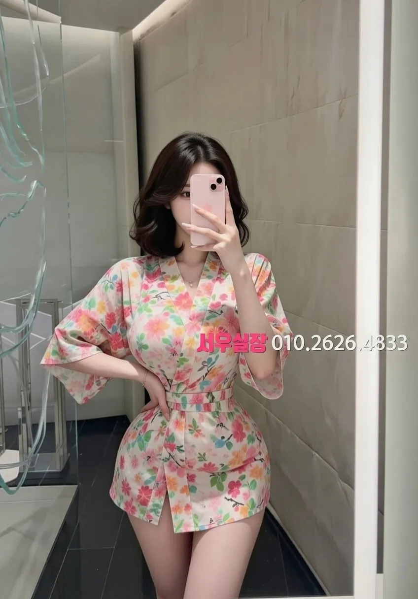 춘천 미러룸 프리미엄 라인업 18번 프로필