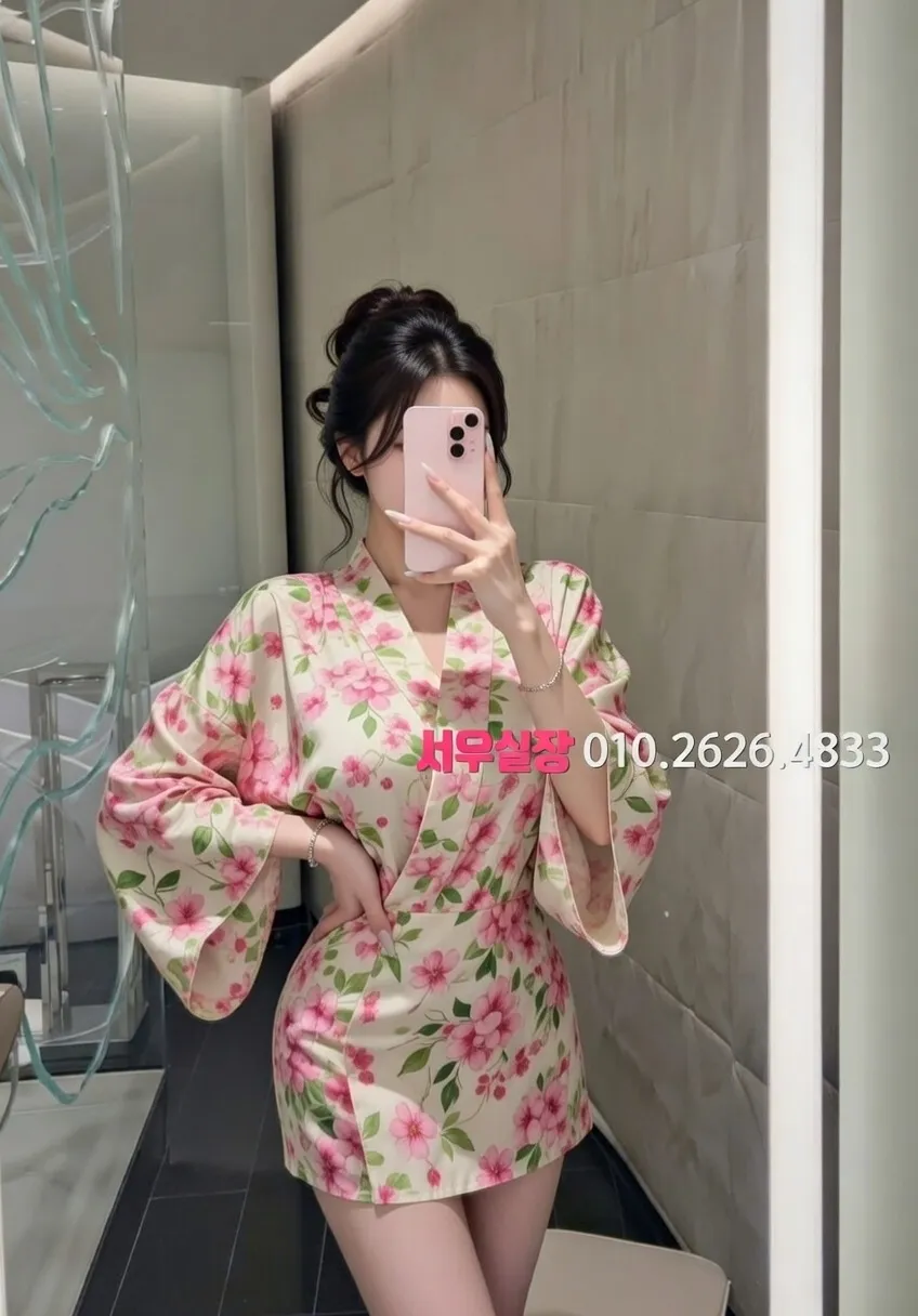 춘천 미러룸 프리미엄 라인업 36번 프로필