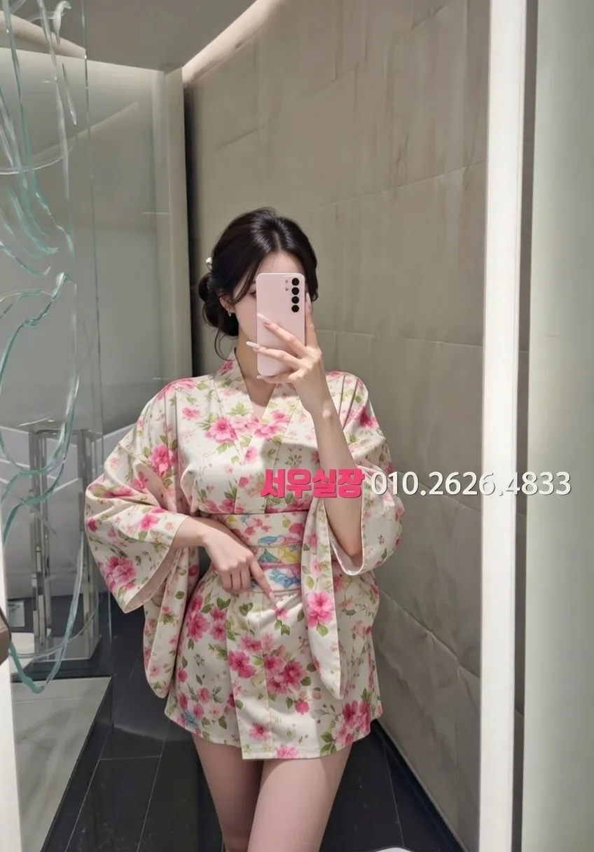 춘천 미러룸 프리미엄 라인업 2번 프로필